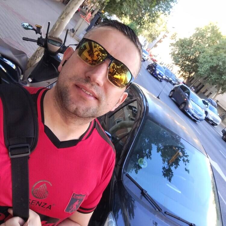 Foto de perfil de Ricardo