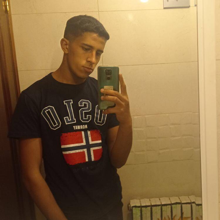 Foto de perfil de YASSIN