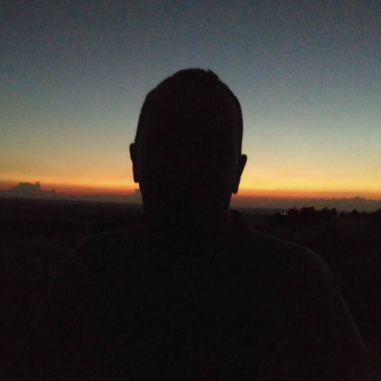 Foto de perfil de ROBERTO