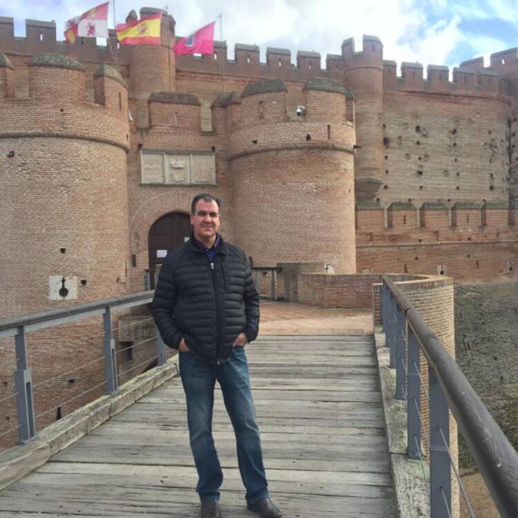 Foto de perfil de Luis Santos Gomez