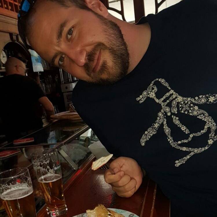 Foto de perfil de Victor