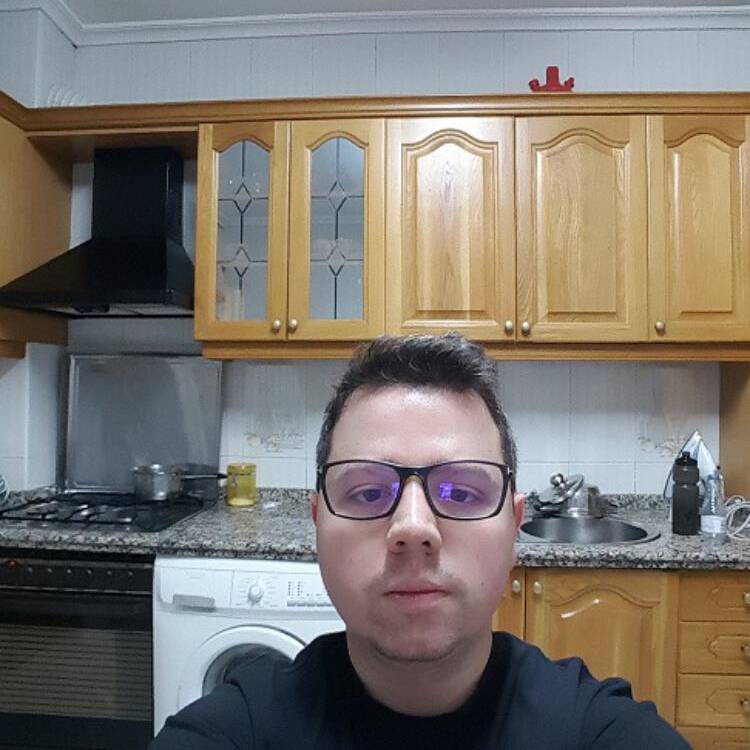 Foto de perfil de V&iacute;ctor