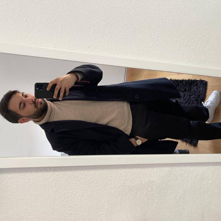 Foto de perfil de Adrian