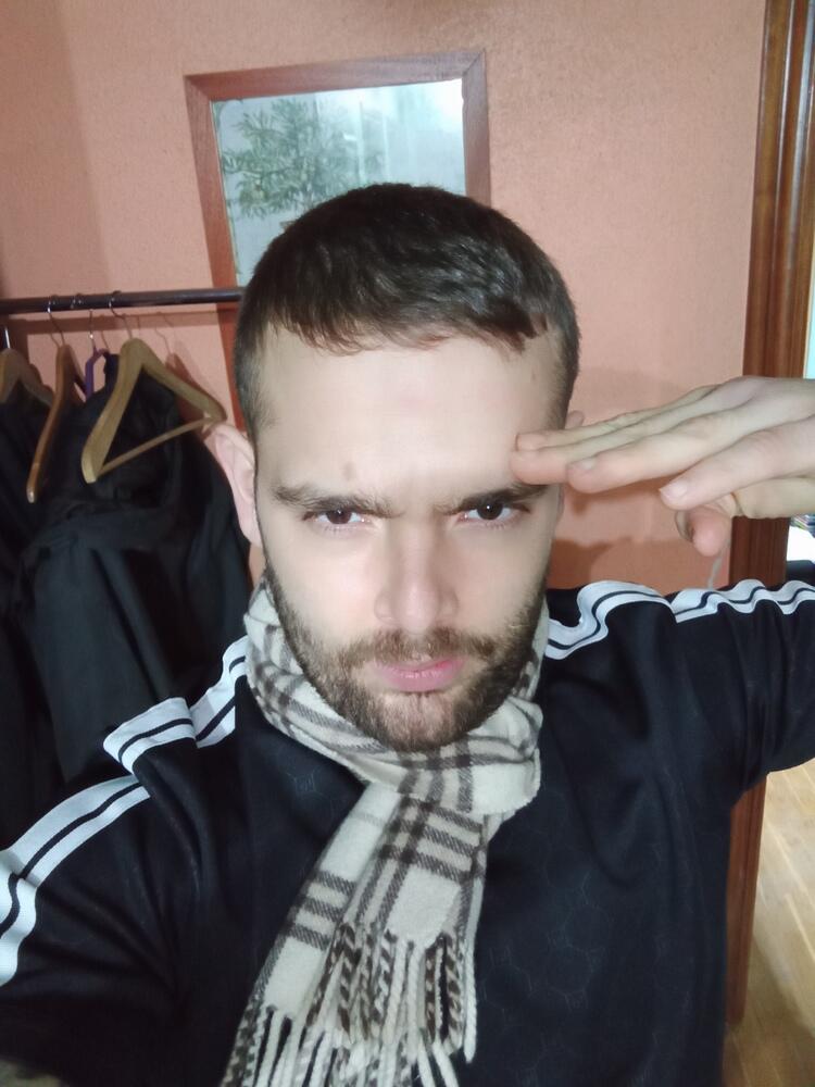 Foto de perfil de Adrián