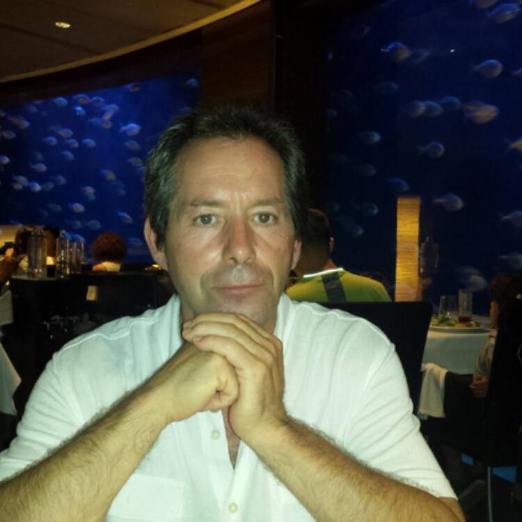Foto de perfil de carlos  l
