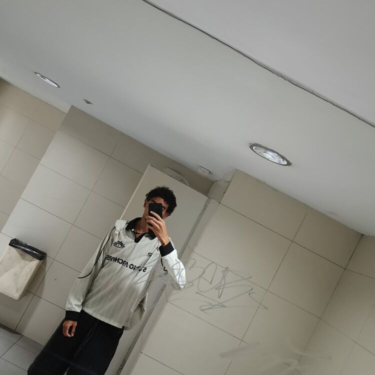 Foto de perfil de Adam