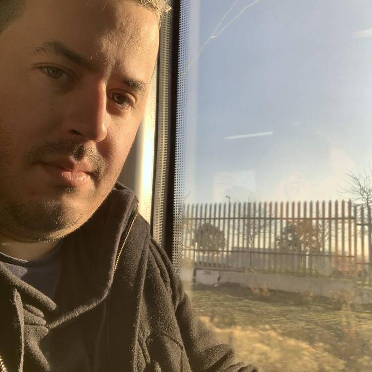 Foto de perfil de Jonathan B