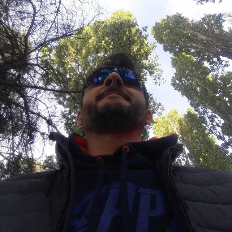 Foto de perfil de Ví­ctor