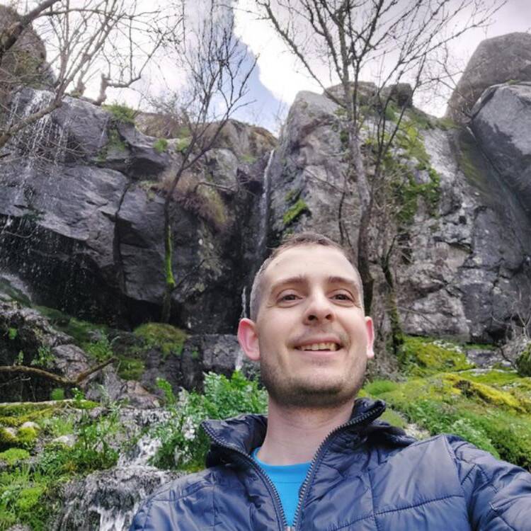 Foto de perfil de James