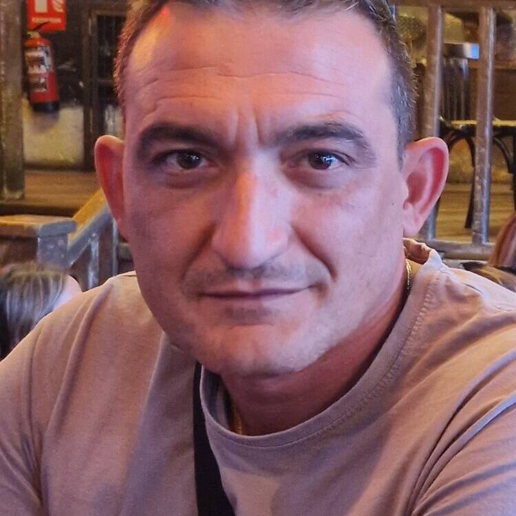 Foto de perfil de CESAR