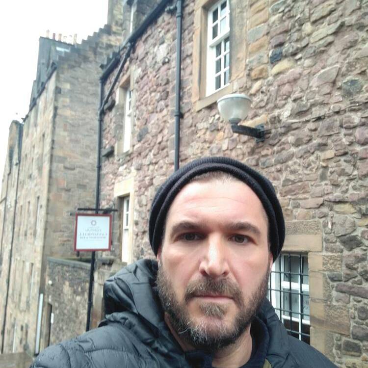 Foto de perfil de Simon
