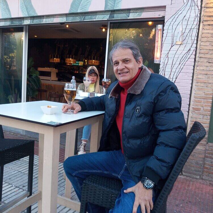 Foto de perfil de Omar